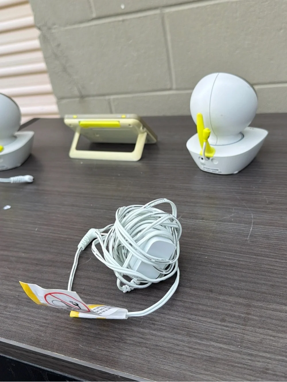 Moonybaby 55812 Video Baby Monitor 2 Cameras Split Screen Night Vision - WORKS